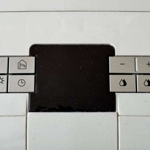 Delonghi 抽濕機 Not 三菱