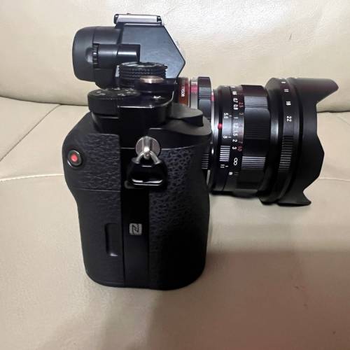 平售 ： Sony A7 body