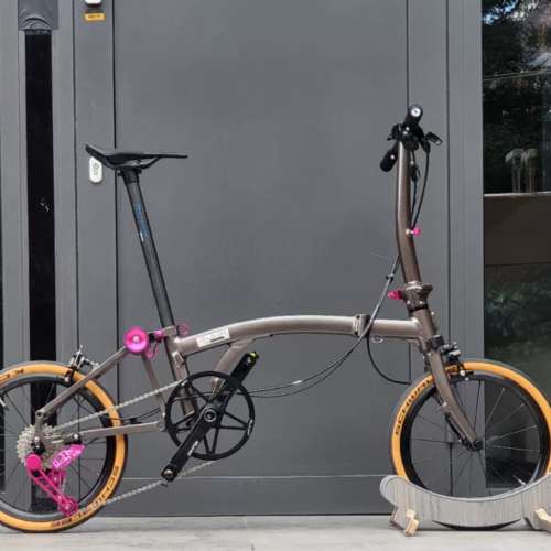 2025 鋁合金款 RUHM PRO C (PRO 1) 7速 C剎 碳纖維座管 16吋349 折叠車 送前後蛙燈叮...