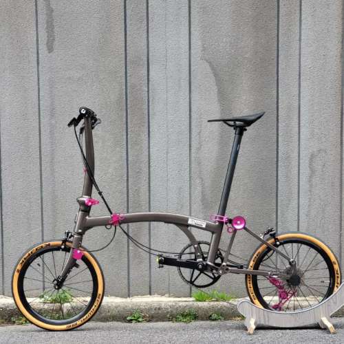 2025 鋁合金款 RUHM PRO C (PRO 1) 7速 C剎 碳纖維座管 16吋349 折叠車 送前後蛙燈叮...