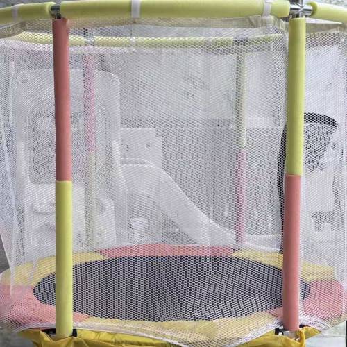 兒童彈彈床適合9歲或者以下的小朋友