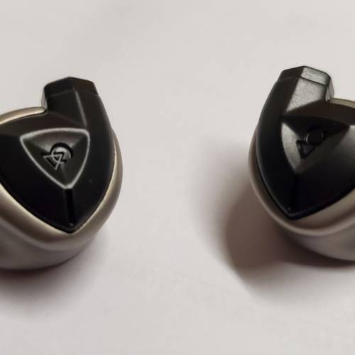 Campfire Audio Clara Ti 限量版全套
