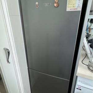 惠而浦 Whirlpool 雙門雪櫃 用左1年（有單，還有4年保養）
