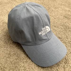 極新淨：The North Face Light Blue Cap - 淺藍色鴨咀帽 Unisex 男女合用