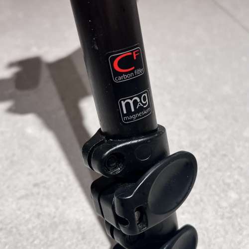 Manfrotto 055cxpro3 碳纖維三腳架 + MHXPRO-BHQ6雲台 波頭