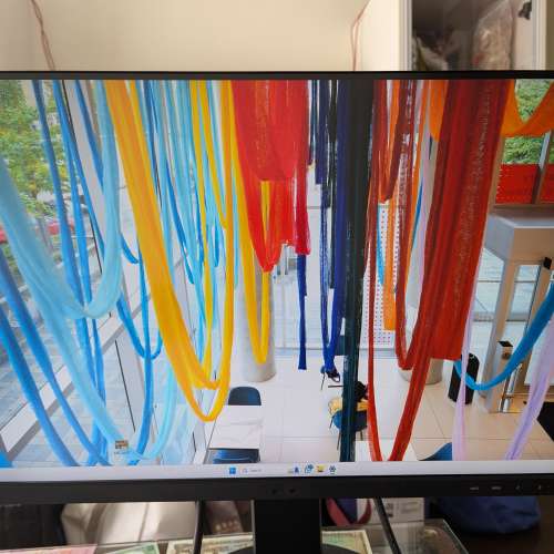 NEC EA271U 27 寸4K mon 屏幕 支援USB 60W 充電 自動光暗調節 有喇叭+3.5mm（Not D...