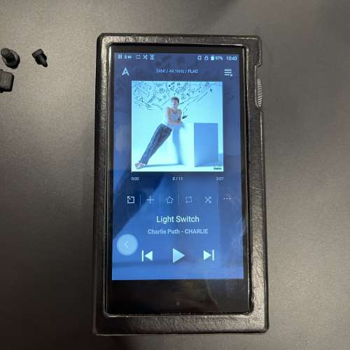 二手 Kann max，連原裝皮套