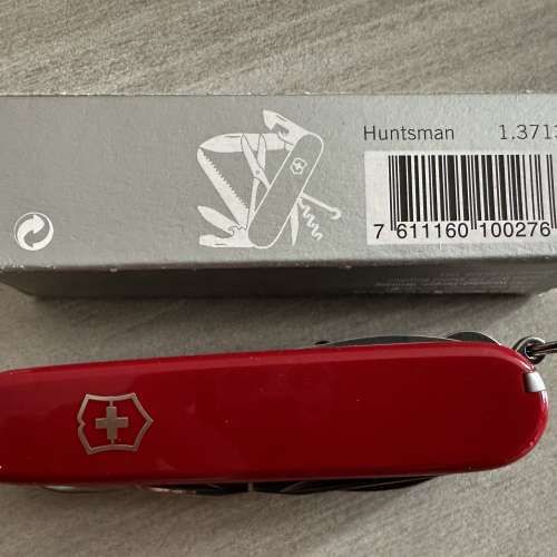 Victorinox Huntsman Red 紅色瑞士軍刀全新未用