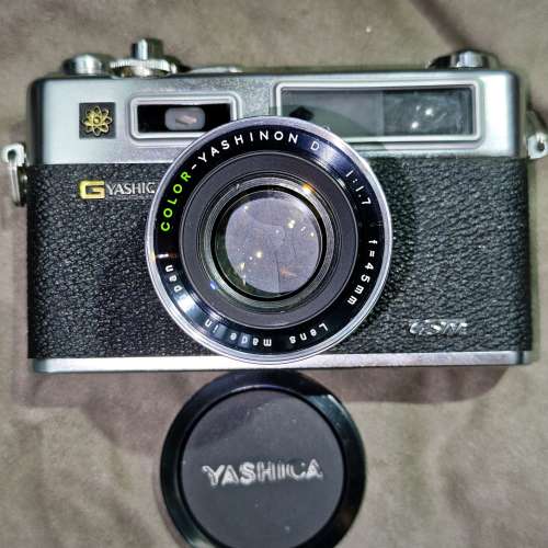 Yashica Electro 35 系列中配備 雅西卡  45/1.7 Yashinon DX 鏡頭 45mm