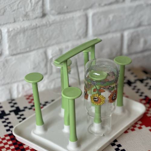 出售 全新經典杯架，當年庫存品，有意請pm我，謝謝