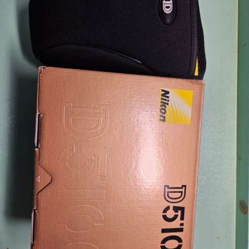 Nikon D5100 + 18-200mm Kit 相機鏡頭套裝