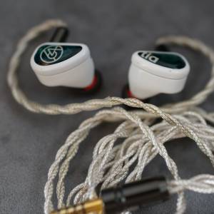 64 audio fourte blanc