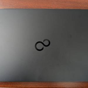 99% 新 Fujitsu U9311 laptop 16/512GB 超輕 ~900g (not thinkpad, Surface)
