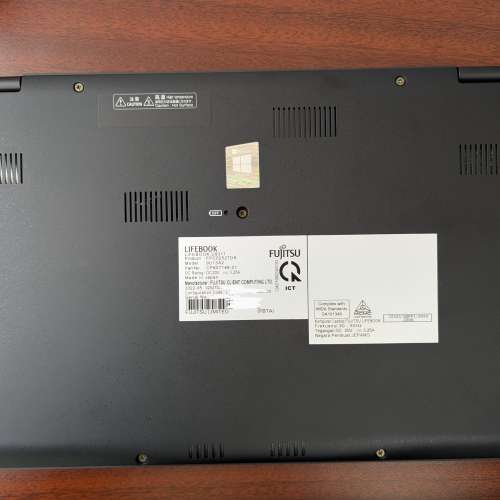 99% 新 Fujitsu U9311 laptop 16/512GB 超輕 ~900g (not thinkpad, Surface)