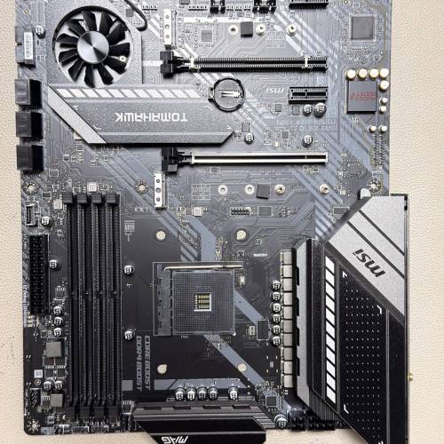 壞 MSI MAG X570 TOMAHAWK WIFI