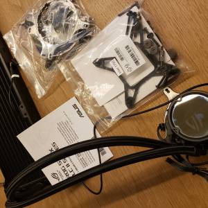 CPU水冷散熱器 ROG Strix LC II 360