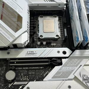Intel Core i7-12700K ROG Z690-A XPG RAM吹雪