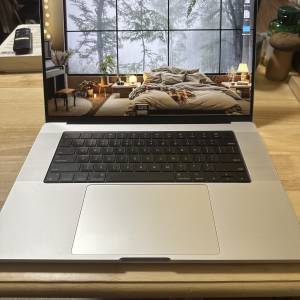 APPLE MACBOOK PRO 16" M2 MAX 32GB RAM 2TB