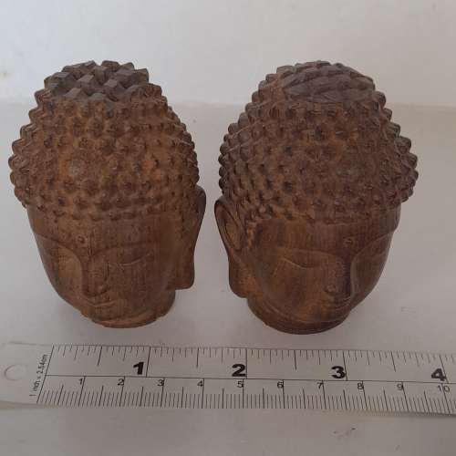 沉香木雕減價出售，四對八件，原價每對300元現4對共售500元，no.W28.3.25