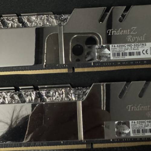 Trident Z Royal DDR4-3200 CL16-18-18-38 1.35V 32GB (2x16GB)