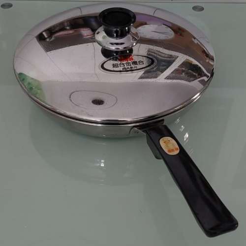 全新平底鍋 電磁爐適用 $40