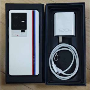 vivo iqoo11,99%new