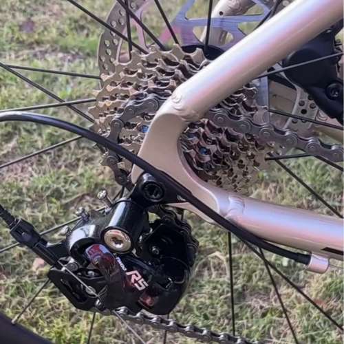 2025 JAVA VELOCE 18S 桶軸油剎鋁合金公路車 送水架前後蛙燈