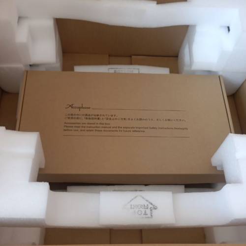 金仔E280原廠電源線及說明書連外盒，新正冇難，售$800