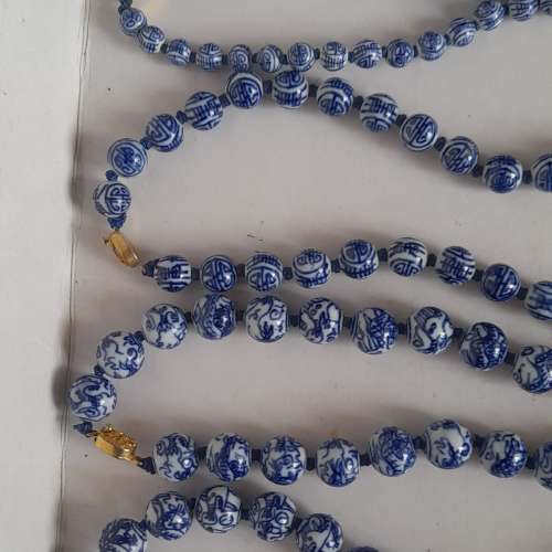 中國工藝品瓷珠頸鏈，8/12/14mm ,長約廿寸。有些扣因損壞可能要固定，但廿六寸足夠...