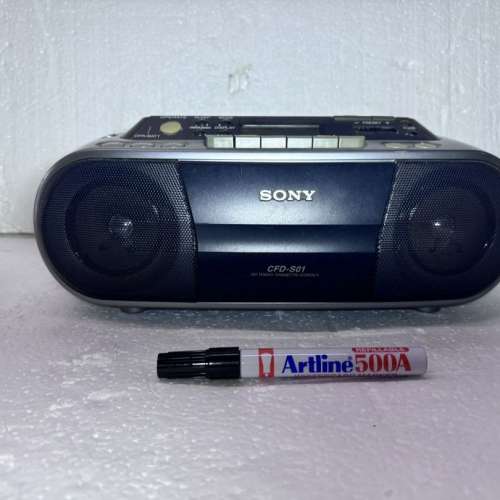Sony CFDS01 CD Radio Cassette Recorder 新力手提CD卡式帶播放及收音機 (約2006年...