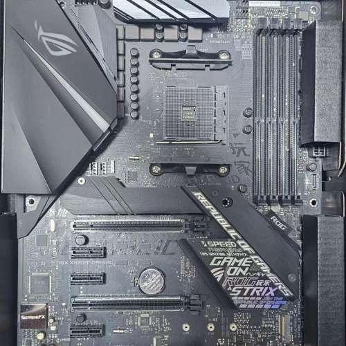 Asus Rog Strix X470-F Gaming 连配件、合及说明书