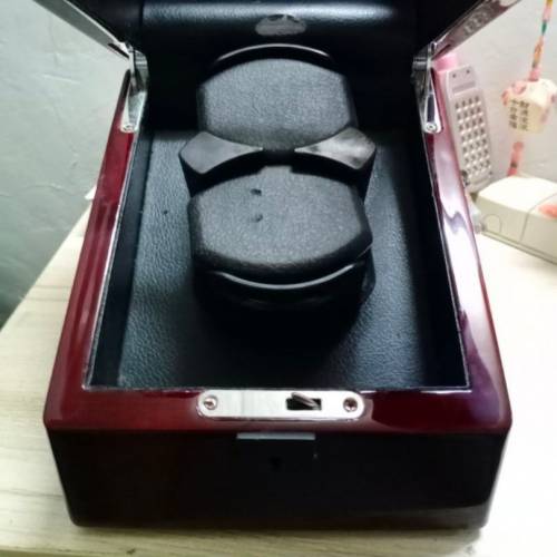 名錶盒裝