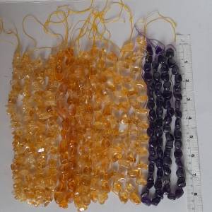一手 9條 天然A級黃晶/紫晶不定形珠串，長約十六吋，清貨價九條共售五百元，單一條1...
