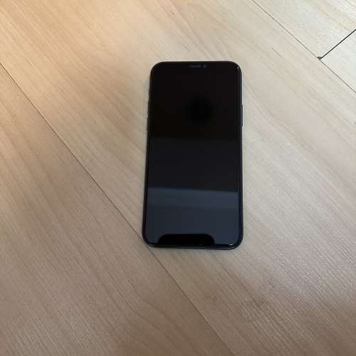 iPhone 11 Pro 256 GB 暗夜綠 (非常新淨)