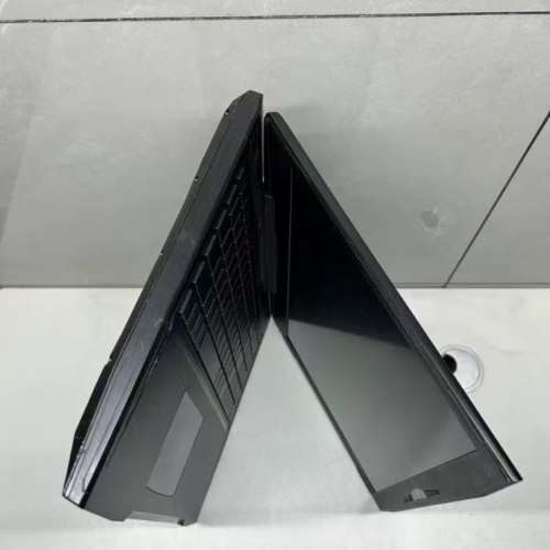 Intel® Core™ i7-6700電競筆記本電腦，頂配 16G ddr4 記憶體，samsung 870 evo 2...