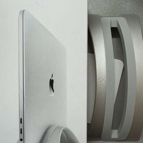 Twelve South BookArc möd Vertical Stand for MacBook 企架