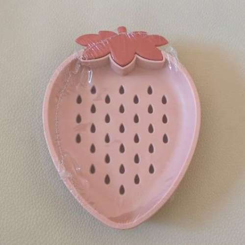 全新 士多啤梨 蘿蔔 肥皂盒