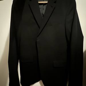 Zara 男裝 黑色 西裝外套 EUR48