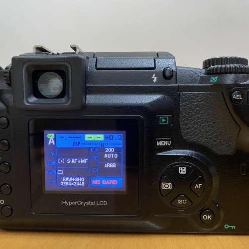 Olympus E-300 Kodak CCD