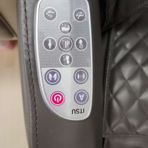 ITSU IS-6028 按摩椅 90% new