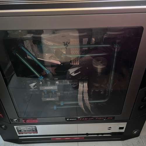 i7-9700K 32GB RAM 1080Ti x 2 SLI
