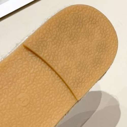 全新 金色 涼鞋 平底鞋 39碼