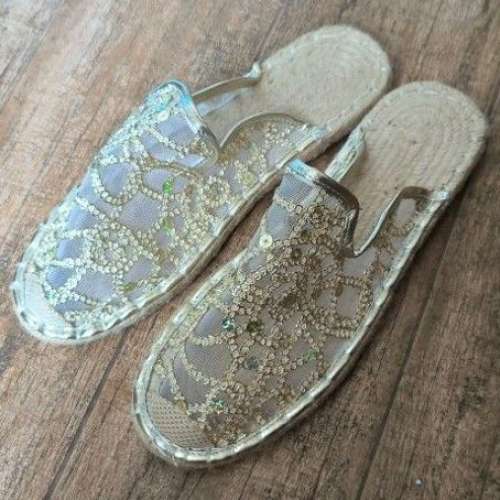 全新 金色 涼鞋 平底鞋 39碼