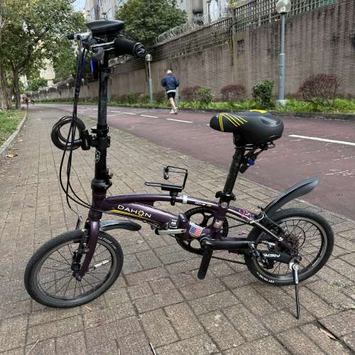 極罕大行折疊車SRA683 16寸Dahon  Dove D8 摺疊車 鋁合金車架8速整車，8.5KG 超輕！