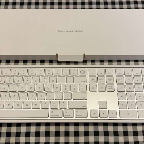 Apple Magic Keyboard 3 Num TouchID 銀色 行貨 100%全新 只開盒檢查和試機 電量和...