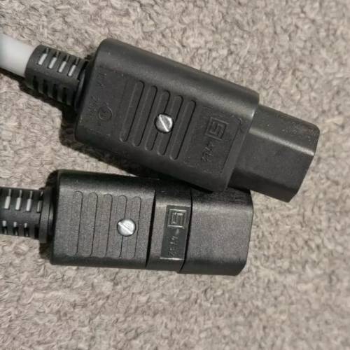 美國BELDEN C13-C14延長電源線（全新） N