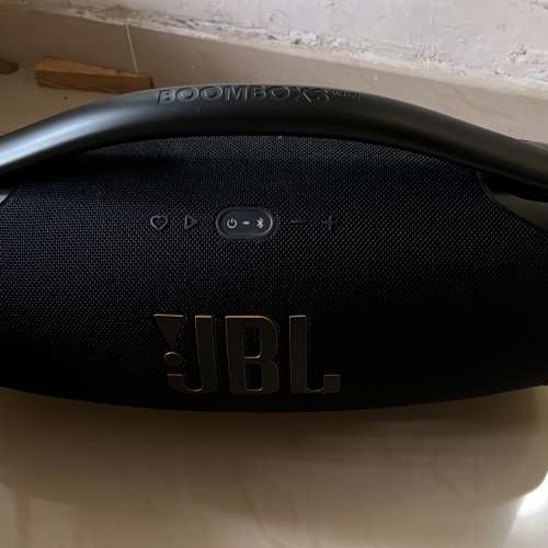 JBL boombox 3
