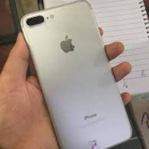 iphone 7 plus 銀色底, 90% 新,
