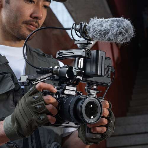 SmallRig Camera Cage for Panasonic LUMIX S1R II, S5 II, S5 IIX & G9 II - 4902