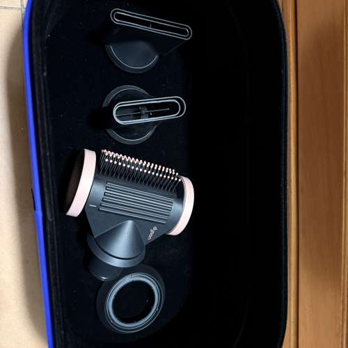 dyson hd15 藍色限定禮盒裝